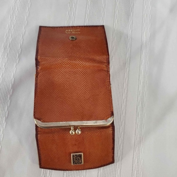 Vintage Anne Klein By St. Thomas Trifold Leather Wallet - Picture 7 of 9
